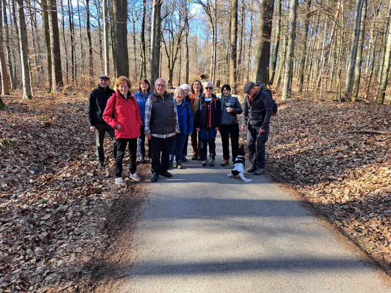 Auf dem Ausflug oberhalb von Esslingen: Kanuten von der SV 1845 Foto: Hans Guenther